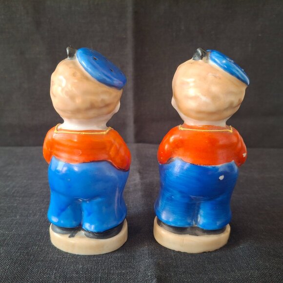 Vintage 1940s MIJ Made in Japan Ceramic Salt and Pepper Shakers Sailor Boys - Picture 4 of 8